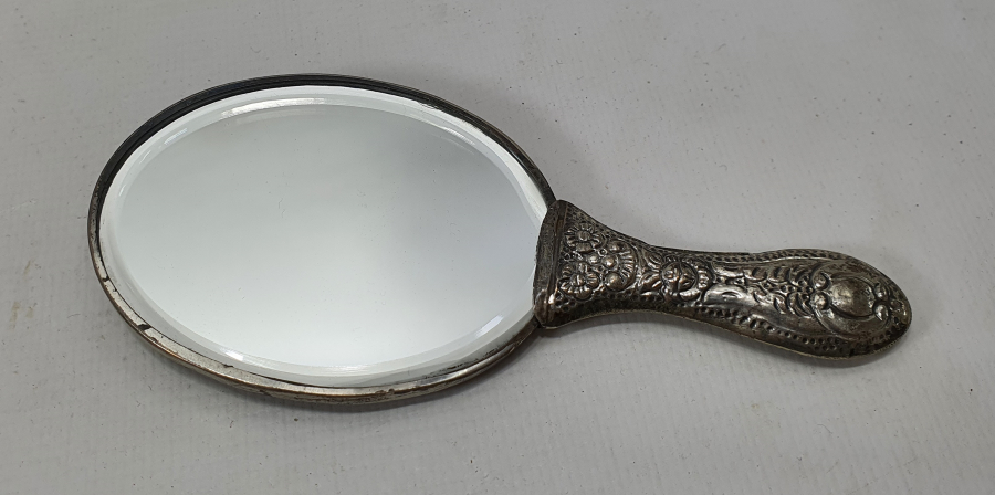 KABARTMA İŞÇİLİKLİ GÜMÜŞ EL AYNASI