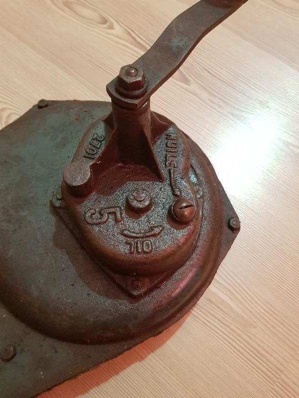 MEKANİK: 1900'LERDEN ELLE ÇEVİRME KÖRÜK 