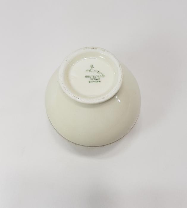 GÜMÜŞ GİYDİRME PORSELEN VAZO 