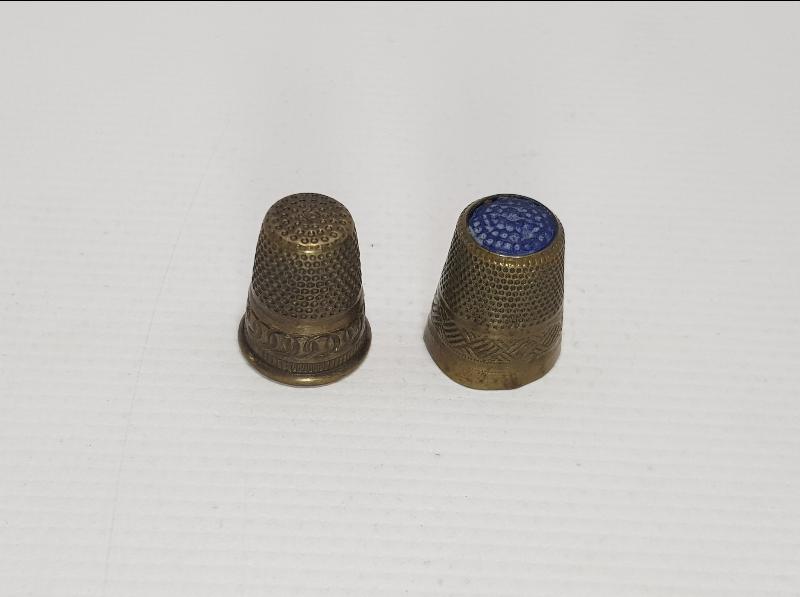 OSMANLI DÖNEMİ İKİ ADET TERZİ YÜKSÜĞÜ 