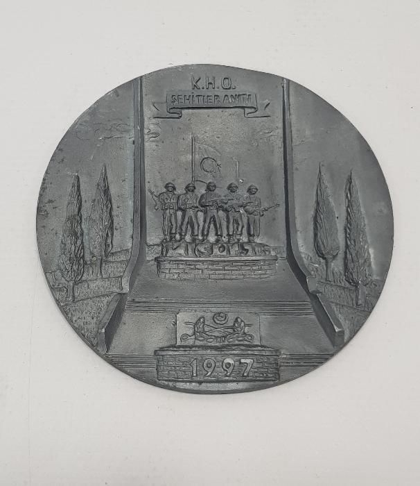 1997 BÜYÜK BOY KARA HARP OKULU MADALYON 