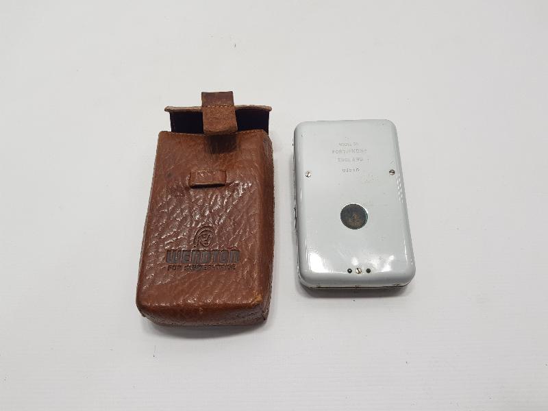 DERİ KILIFINDA FORTIPHONE TELSİZ TELEFON 