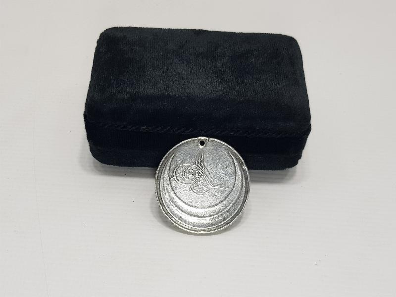 OSMANLI GÜMÜŞ GİRİT MADALYASI 