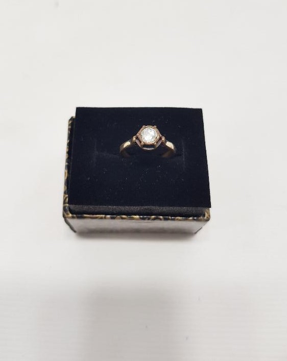 TEKTAŞ PIRLANTA YÜZÜK  