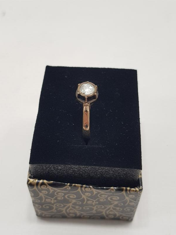 TEKTAŞ PIRLANTA YÜZÜK  