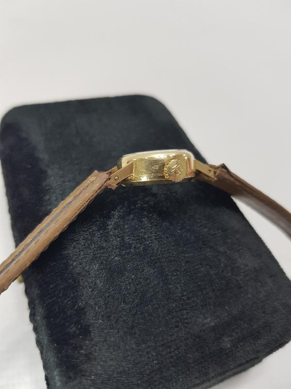 TISSOT ALTIN KOL SAATİ 