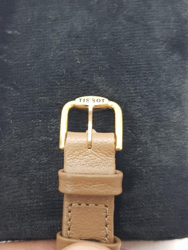 TISSOT ALTIN KOL SAATİ 