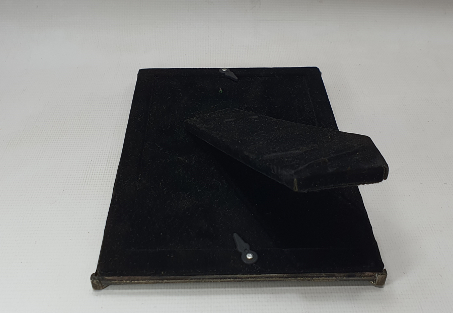 GÜMÜŞ ANTİKA ÇERÇEVE