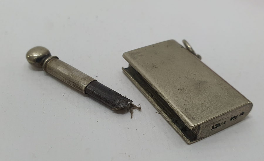 GÜMÜŞTEN MAMUL NADİR FORM KAV ÇAKMAĞI