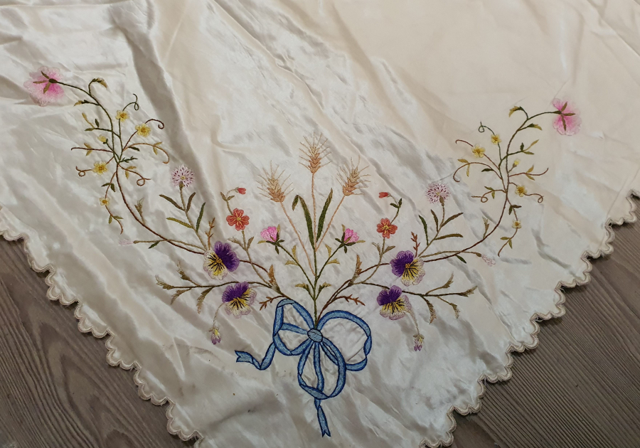 OSMANLI DÖNEMİ İPEK ATLAS BOHÇA