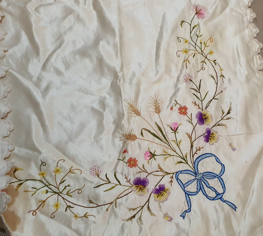 OSMANLI DÖNEMİ İPEK ATLAS BOHÇA