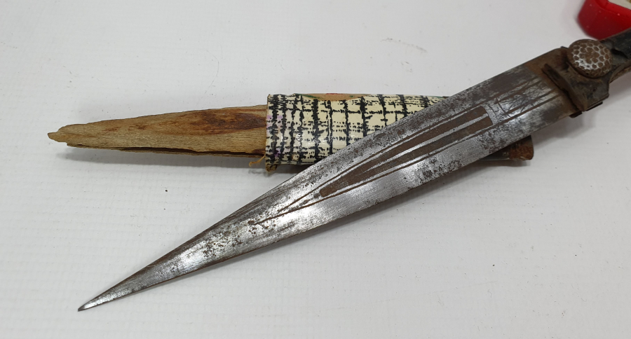 OSMANLI DÖNEMİ KININDA ÇERKES KAMASI