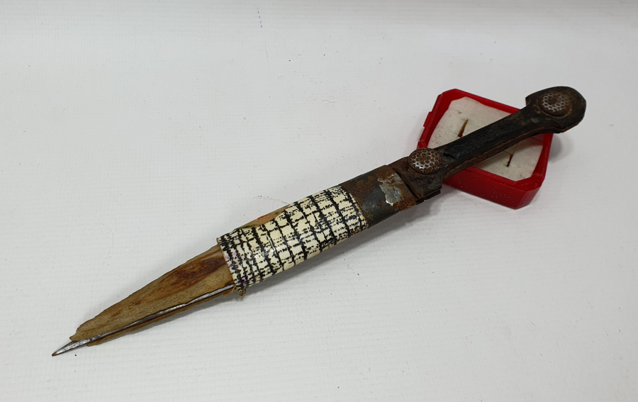 OSMANLI DÖNEMİ KININDA ÇERKES KAMASI