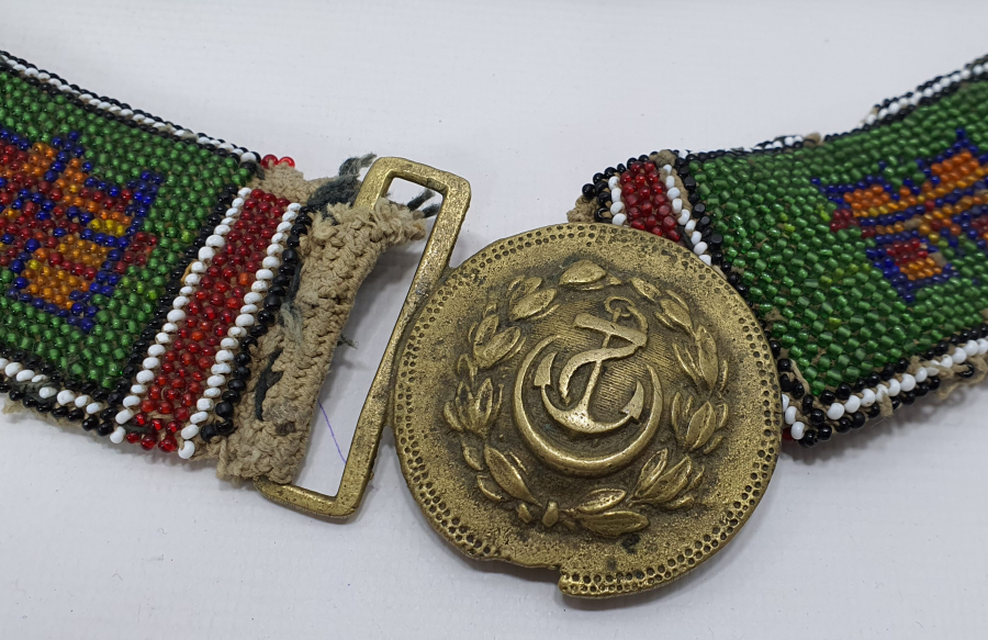 OSMANLI DÖNEMİ ÜZERİNDE SUBAY KEMER TOKASI BULUNAN BONCUK İŞİ KEMER