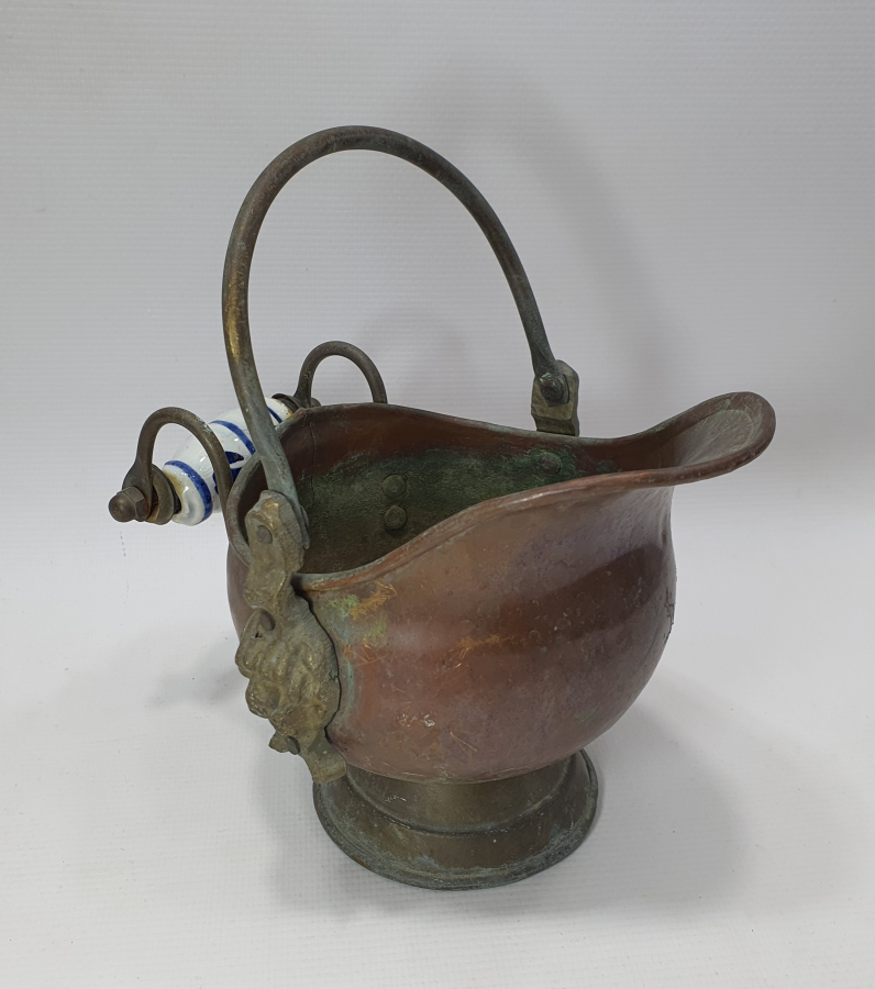 PORSLEN TUTMAÇLI VE ASLANLI BUZ KOVASI