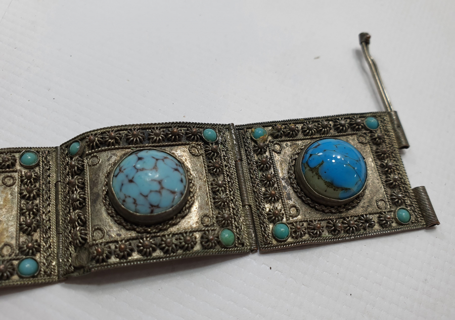 TAMAMI EL YAPIMI GÜVERSE İŞÇİLİKLİ BİLEKLİK