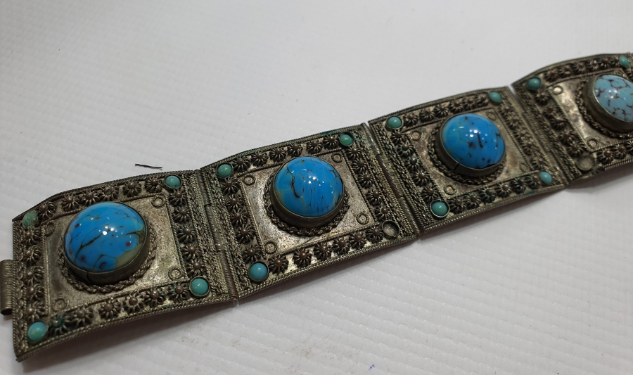 TAMAMI EL YAPIMI GÜVERSE İŞÇİLİKLİ BİLEKLİK