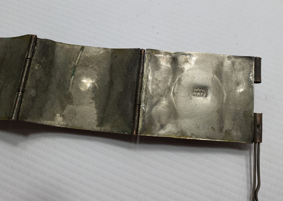 TAMAMI EL YAPIMI GÜVERSE İŞÇİLİKLİ BİLEKLİK