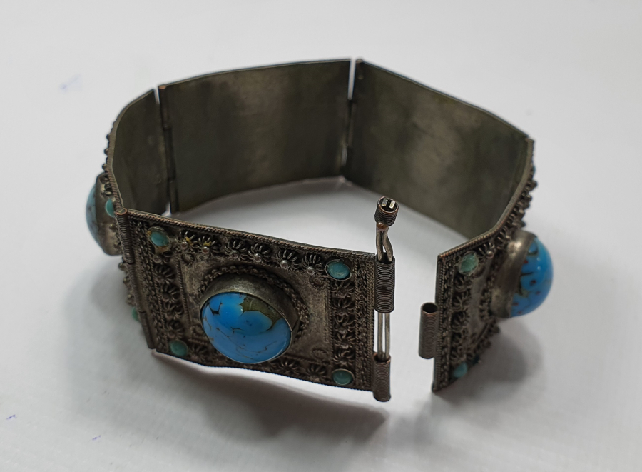 TAMAMI EL YAPIMI GÜVERSE İŞÇİLİKLİ BİLEKLİK