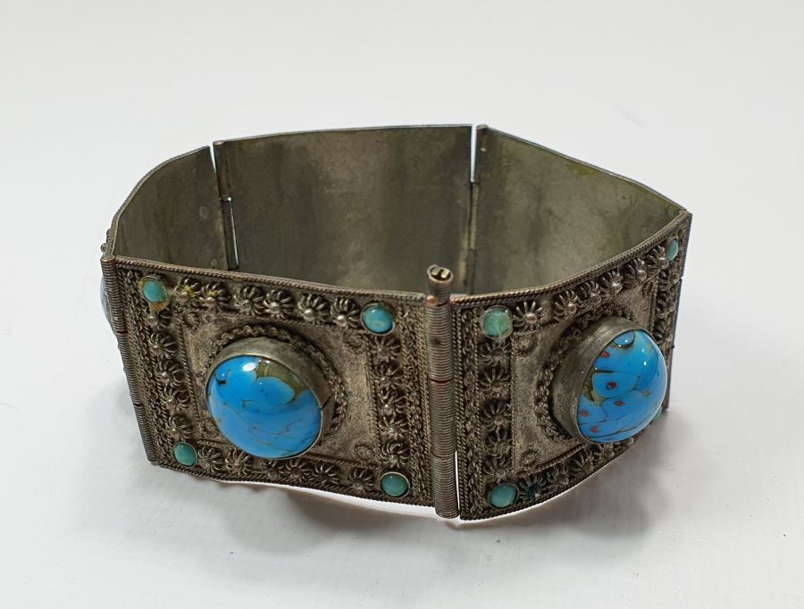 TAMAMI EL YAPIMI GÜVERSE İŞÇİLİKLİ BİLEKLİK