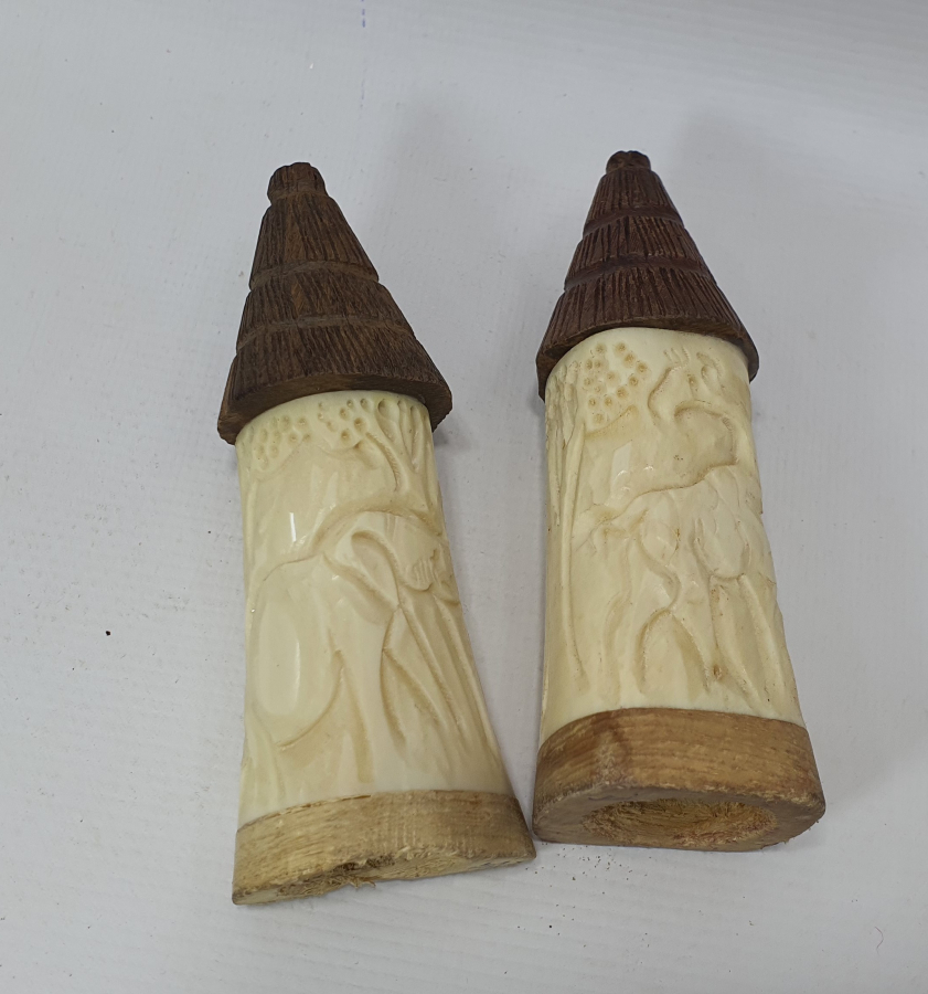 ÜZERİ FİL VE ZÜRAFA FİGÜRLÜ KEMİK OBJE