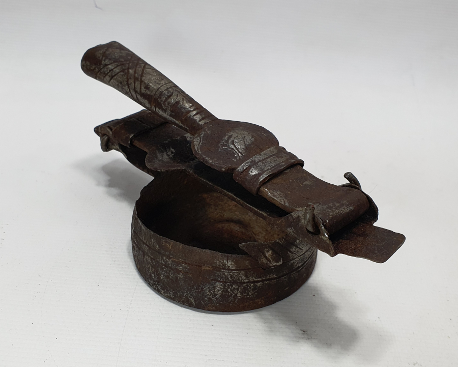 OSMANLI DÖNEMİ ÜZERİ KALEM İŞÇİLİKLİ KAHVE KAVURMA TAVASI