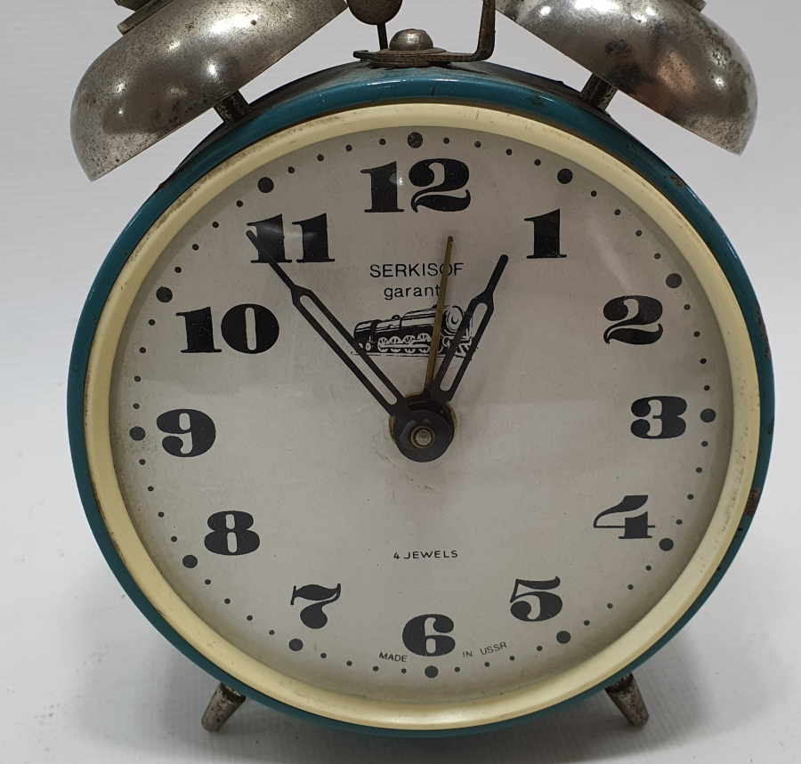 SERKİSOF MARKA MASA SAATİ