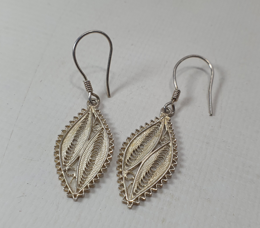 TELKARİ İŞÇİLİKLİ GÜMÜŞ KÜPE