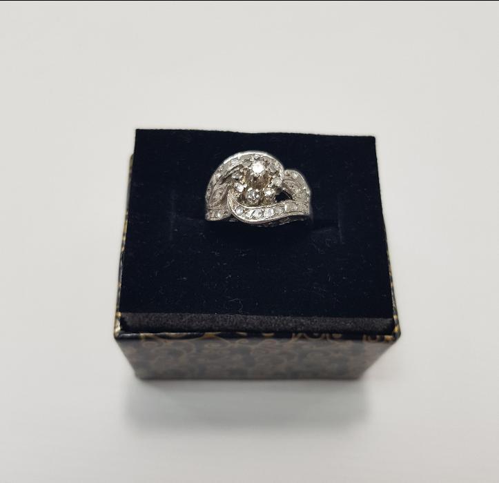 ANTİKA PIRLANTA YÜZÜK 