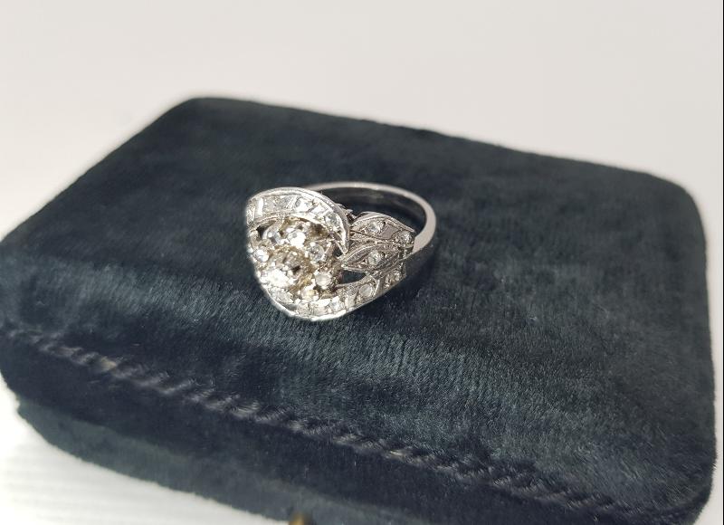 ANTİKA PIRLANTA YÜZÜK 