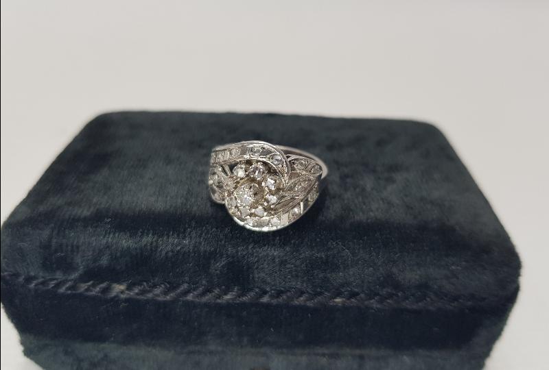 ANTİKA PIRLANTA YÜZÜK 