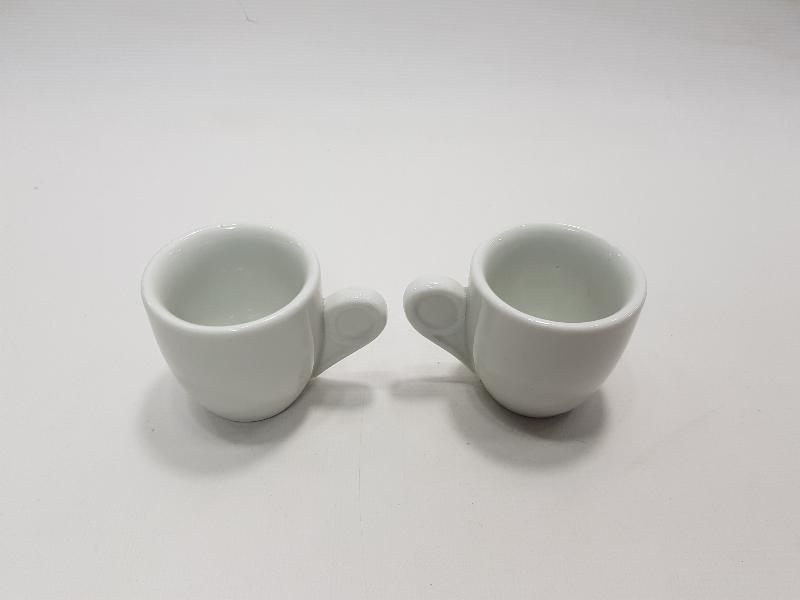 ESKİ YUNAN YAPIMI BİR ÇİFT KAHVE FİNCANI