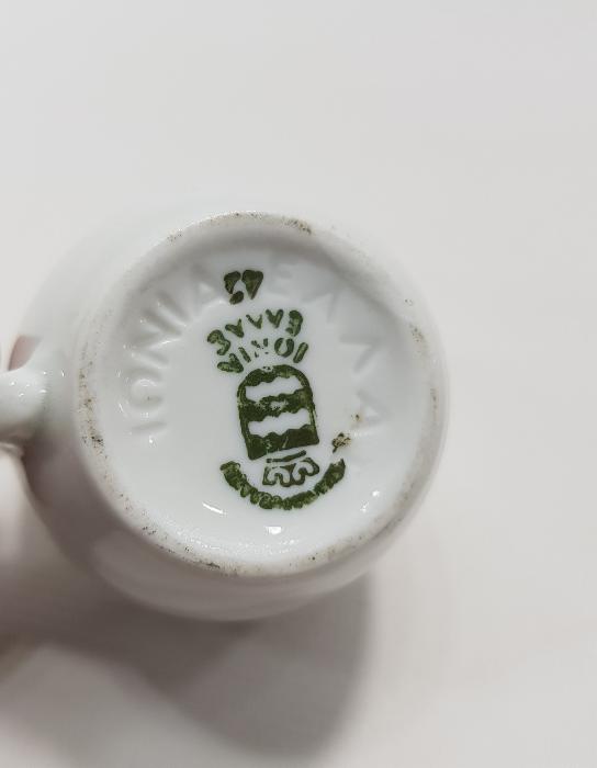 ESKİ YUNAN YAPIMI BİR ÇİFT KAHVE FİNCANI