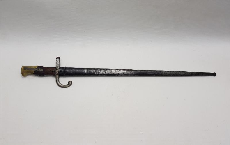 KURTULUŞ SAVAŞI DÖNEMİ ÇİL KONDÜSYONDA YUNAN SUBAY SÜNGÜSÜ