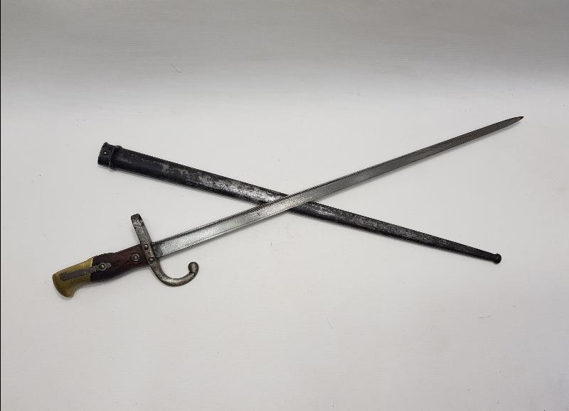 KURTULUŞ SAVAŞI DÖNEMİ ÇİL KONDÜSYONDA YUNAN SUBAY SÜNGÜSÜ