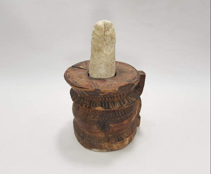 OSMANLI DÖNEMİ İŞLEMELİ AHŞAP DİBEK 