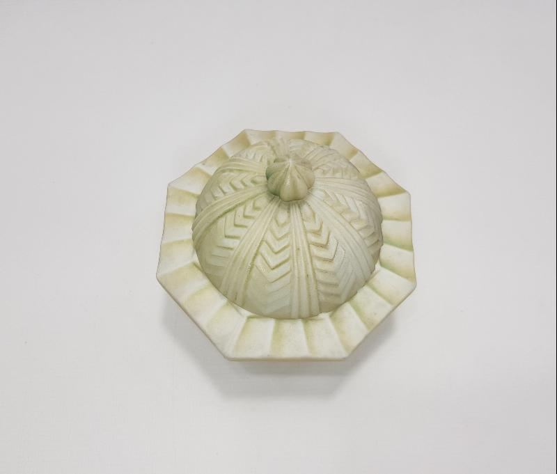 OSMANLI DÖNEMİ TEKKE İŞİ KUBBE FORMLU OPAL ŞEKERLİK 