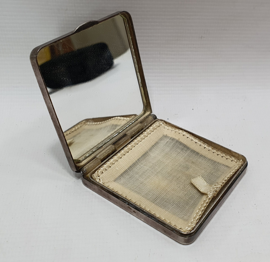 AZNAVUR İŞÇİLİKLİ İNGİLİZ PUDRİYERLİK