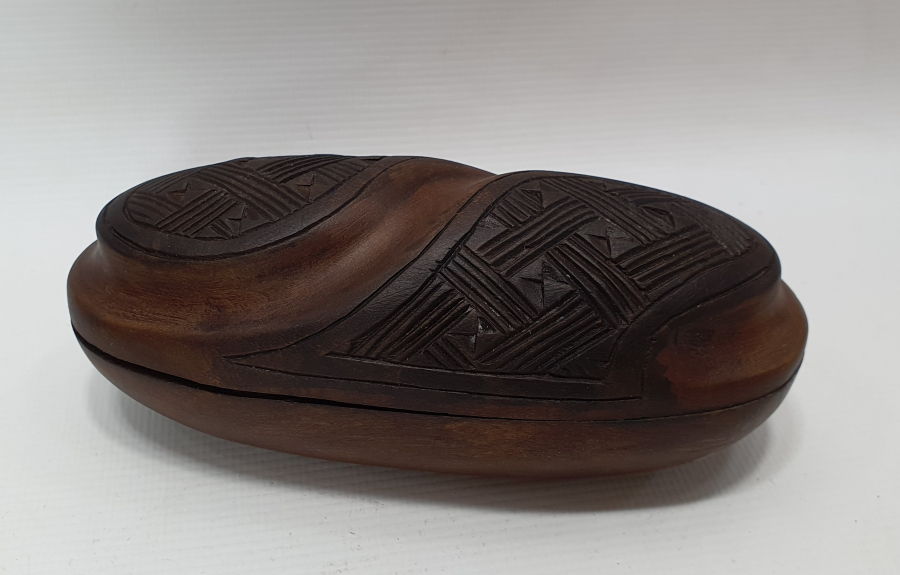 OSMANLI DÖNEMİ TAMAMI İŞLEMELİ AHŞAP DİKİŞ KUTUSU