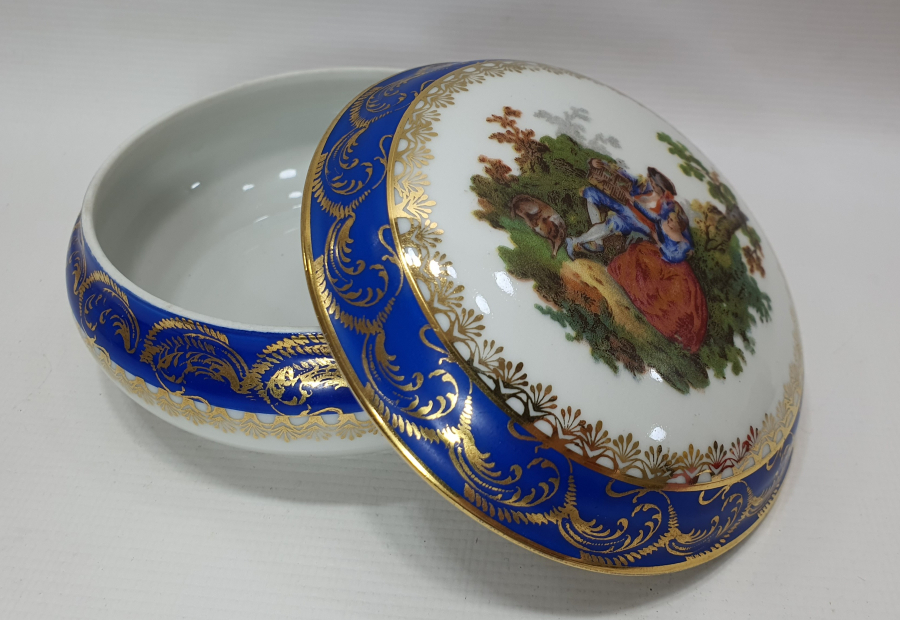 TAMAMI EL BOYAMA LİMOGES KAPAKLI KUTU