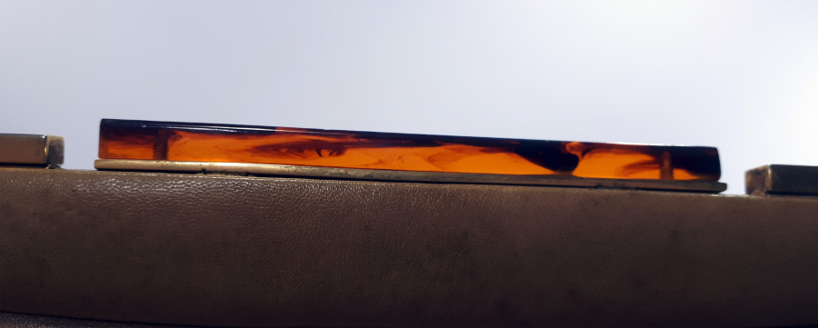 ÜST KISMI BAĞADAN MAMUL VİNTAGE BAYAN ÇANTASI