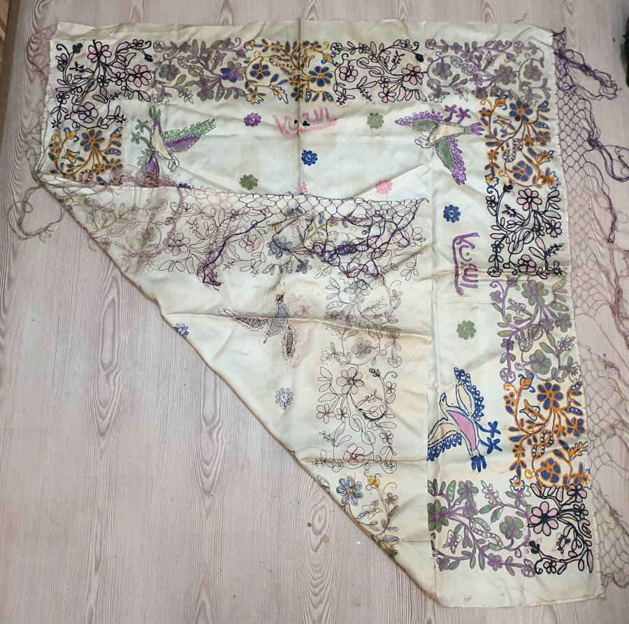 ÜZERİ OSMANLICA YAZILI BÜYÜK BOY KUŞLU BOHÇA