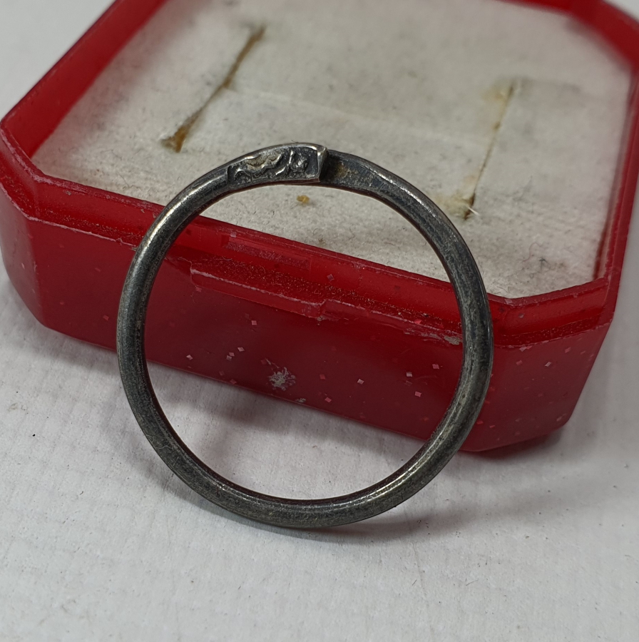 ÜZERİNDE OSMANLICA MEDİNE-İ MÜNEVVERE YAZILI NADİR GÜMÜŞ YÜZÜK