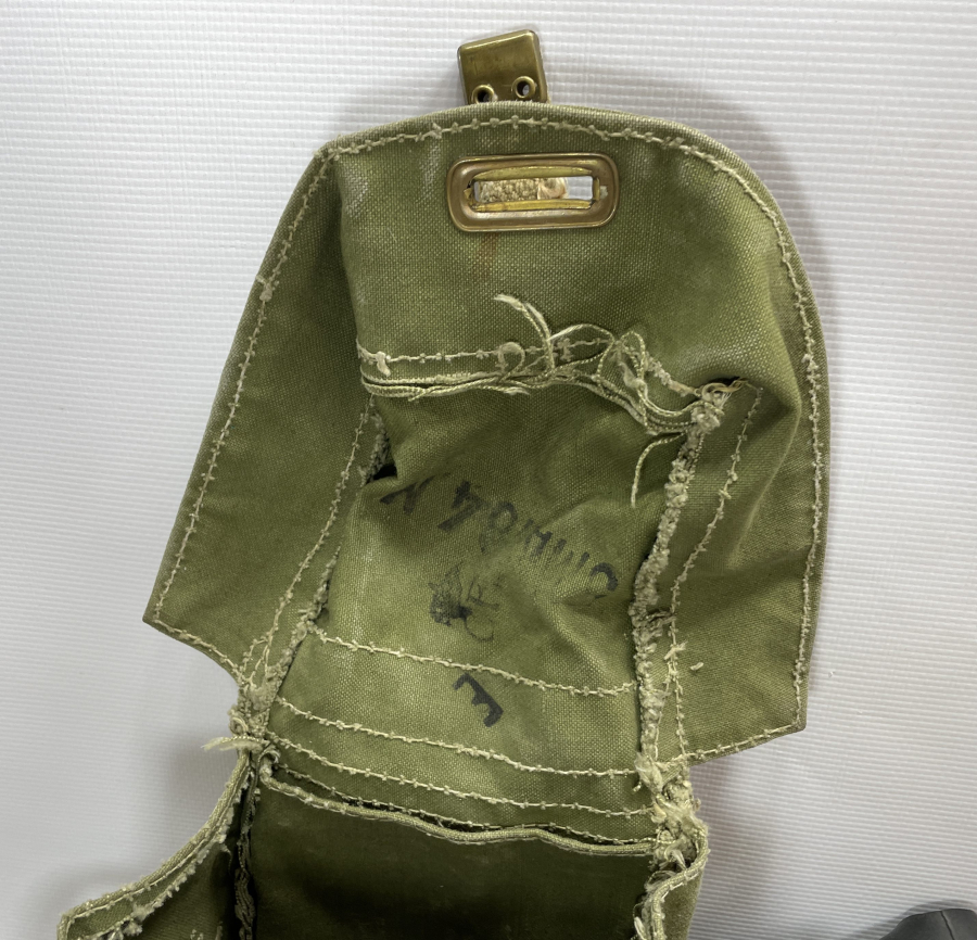 2. DÜNYA SAVAŞI DÖNEMİ ÖZEL ÇANTASINDA GAZ MASKESİ