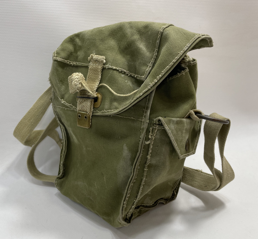 2. DÜNYA SAVAŞI DÖNEMİ ÖZEL ÇANTASINDA GAZ MASKESİ