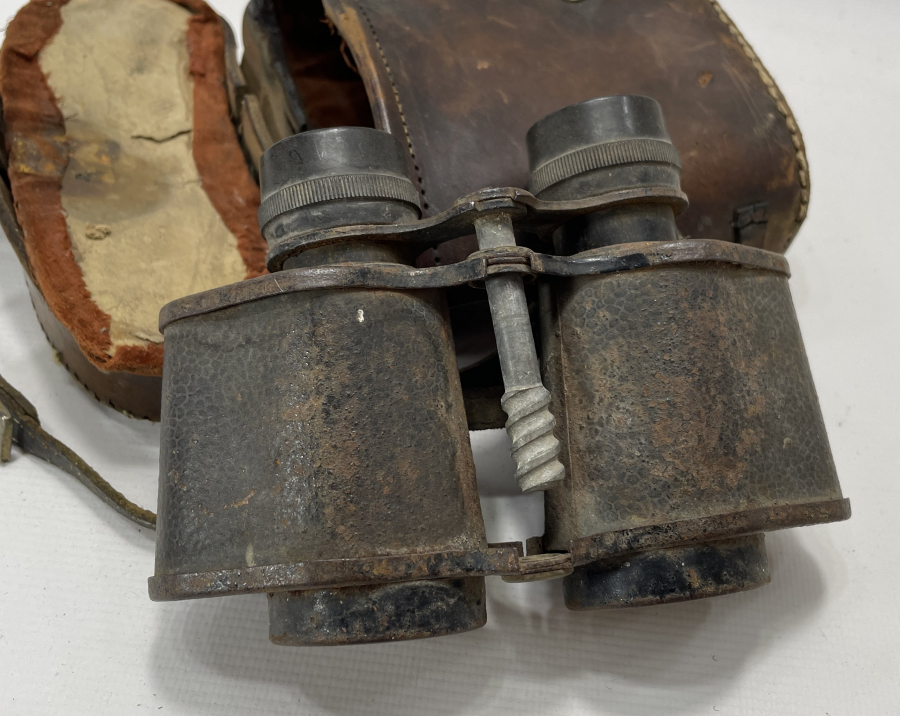 AY YILDIZLI KUTUSUNDA OSMANLI DÖNENİ SUBAY DÜRBÜNÜ