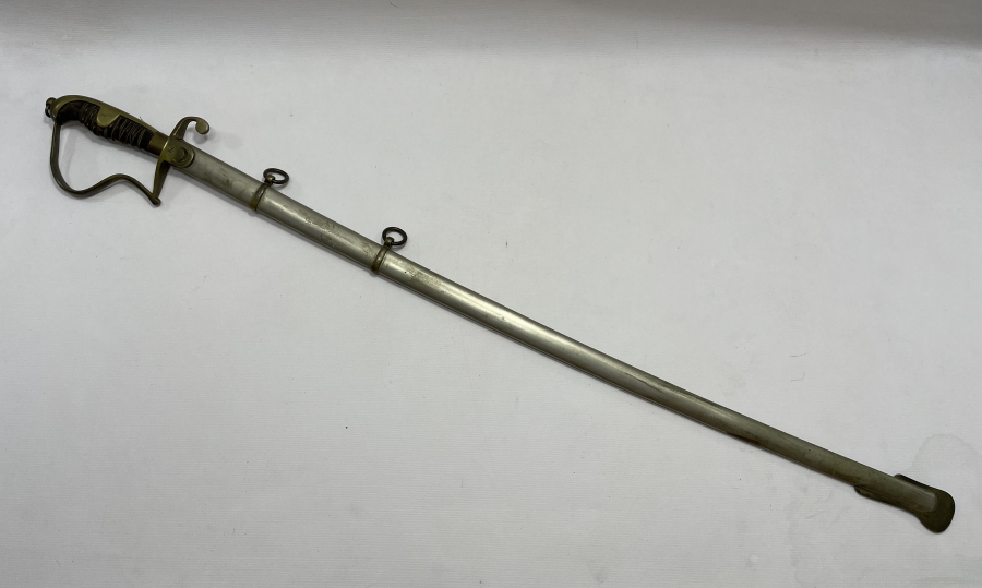 CUMHURİYET BAŞLARI ÇİL KONDİSYONDA NADİR SUBAY KILICI