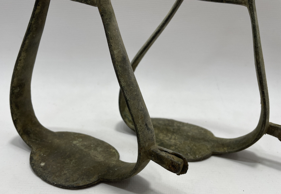 OSMANLI DÖNEMİ MAHMUZLU SUBAY ÜZENGİSİ