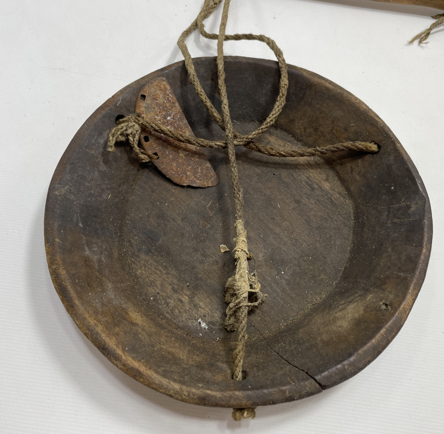 TAMAMI AHŞAPTAN MAMUL ÇOK NADİR TERAZİ