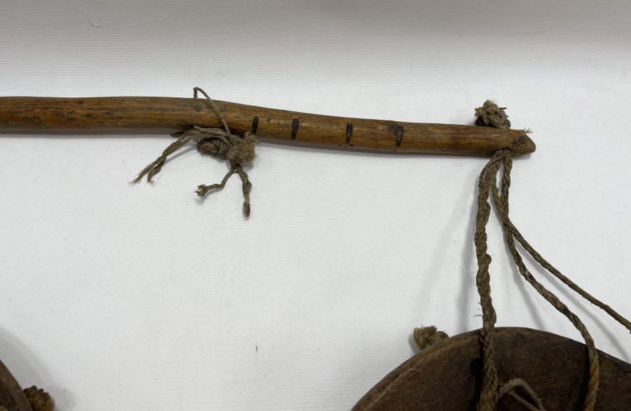 TAMAMI AHŞAPTAN MAMUL ÇOK NADİR TERAZİ